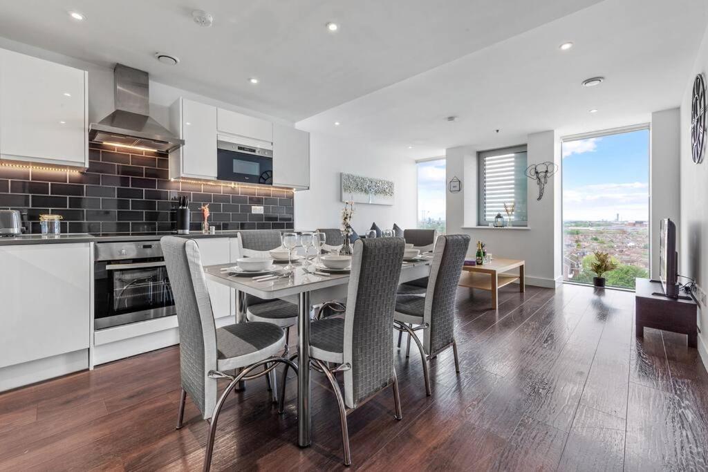 Beautiful Living Sleep 7 In London Bp34 Apartment ภายนอก รูปภาพ