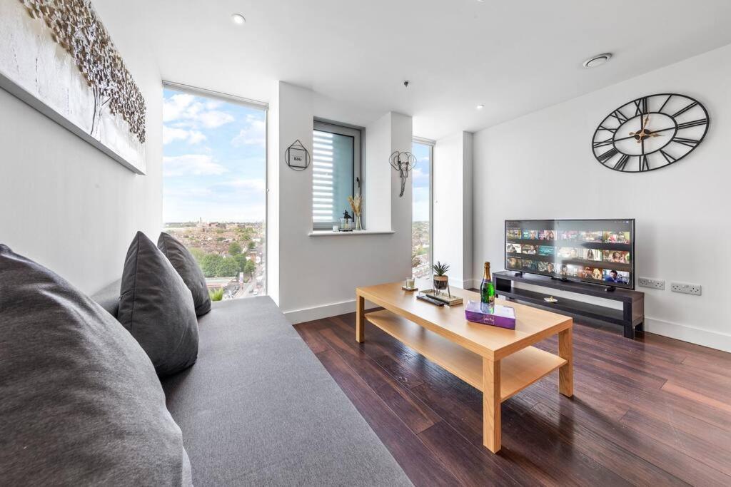 Beautiful Living Sleep 7 In London Bp34 Apartment ภายนอก รูปภาพ